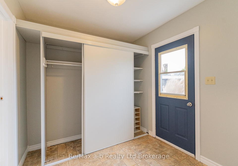 72-74-brock-street-e-tillsonburg-ontario-x12051662
