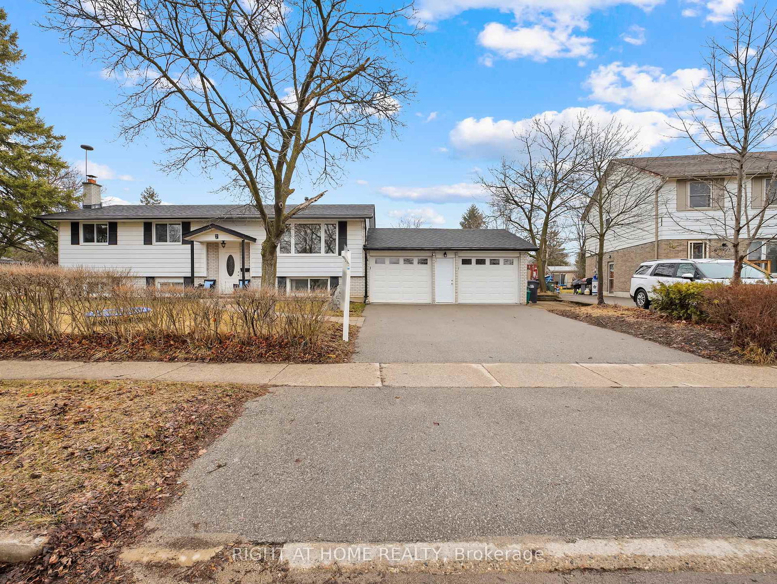 2-chartwell-crescent-guelph-ontario-x12052092
