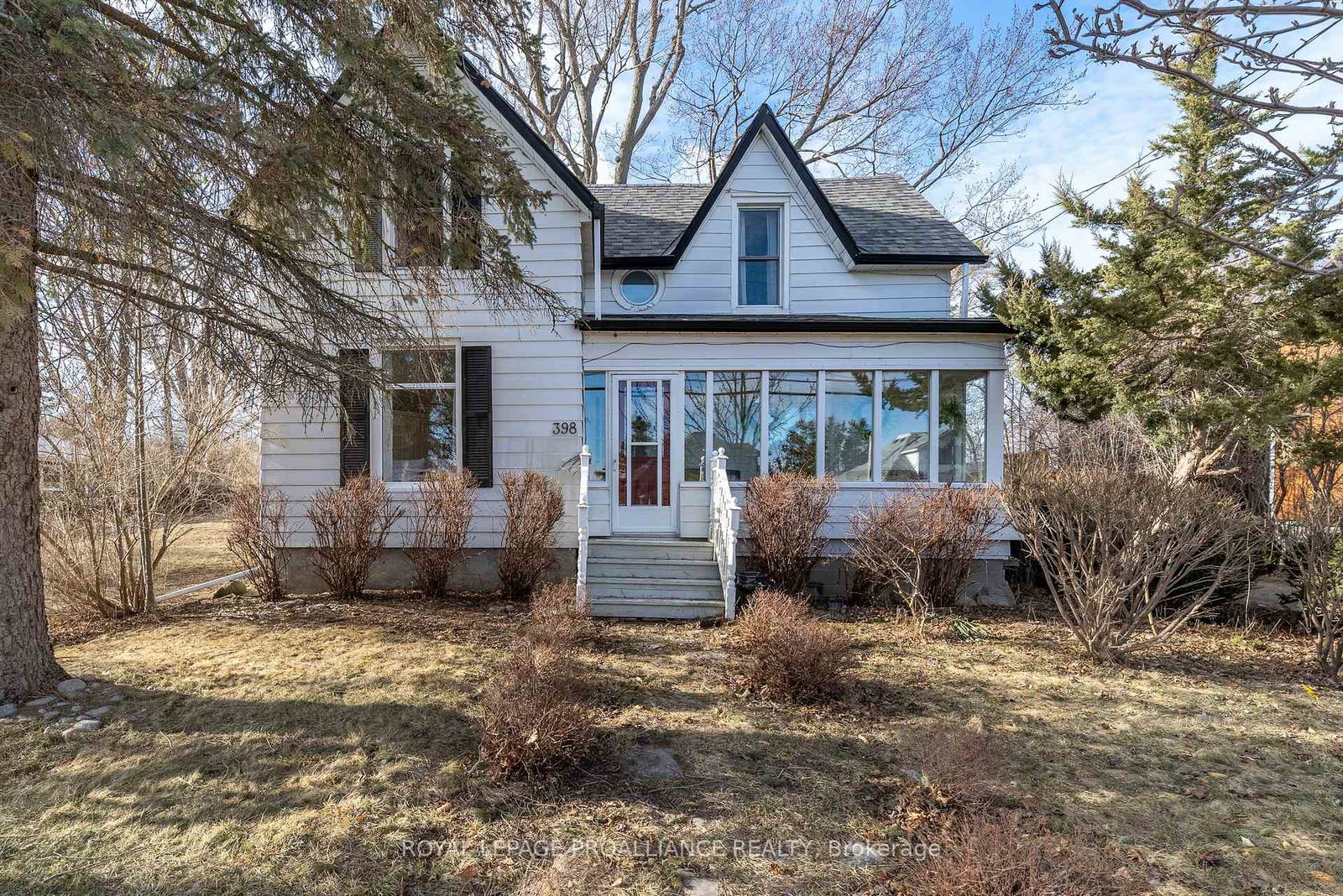 398-wellington-main-street-prince-edward-county-ontario-x12052221