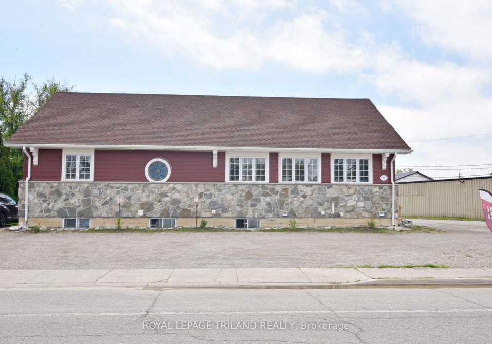 141-main-street-lambton-shores-ontario-x12052619