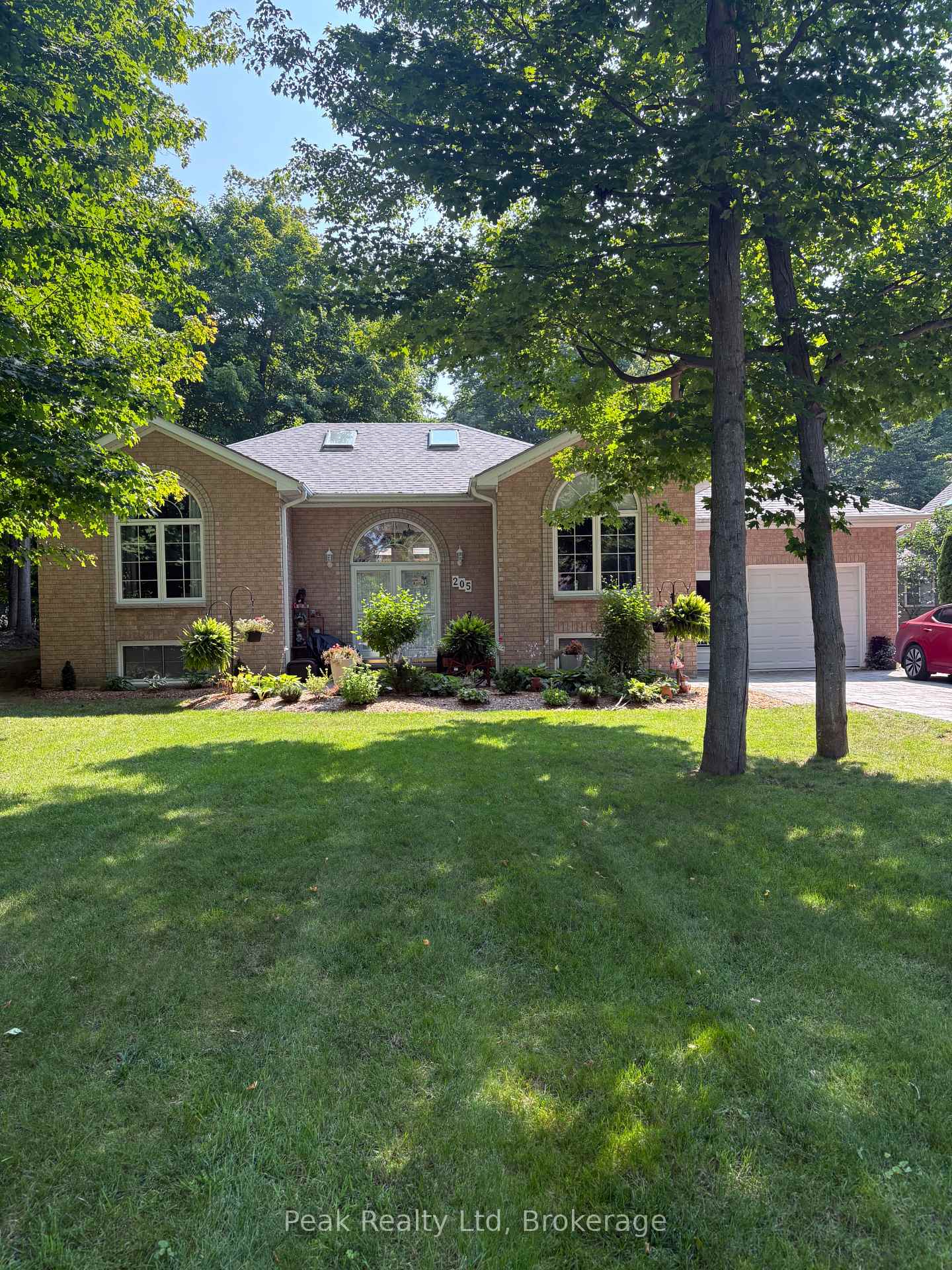 205-birch-crescent-huron-kinloss-ontario-x12052651