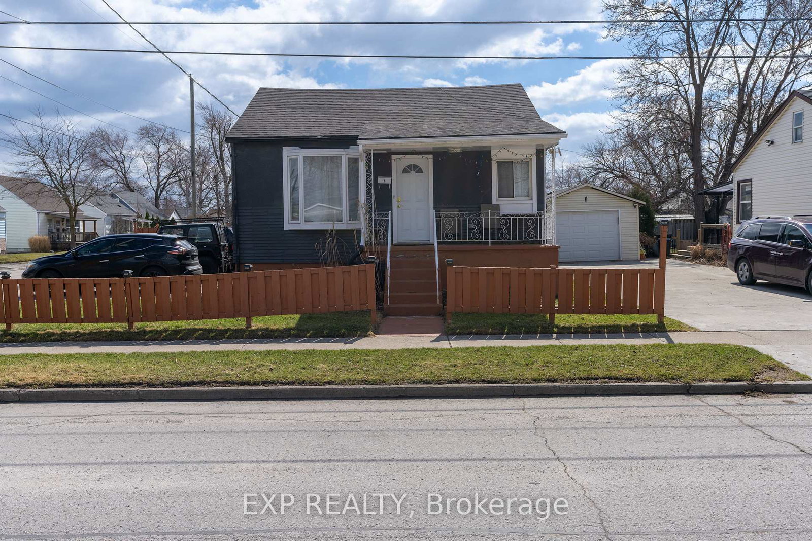 4-homewood-avenue-st-catharines-ontario-x12052943