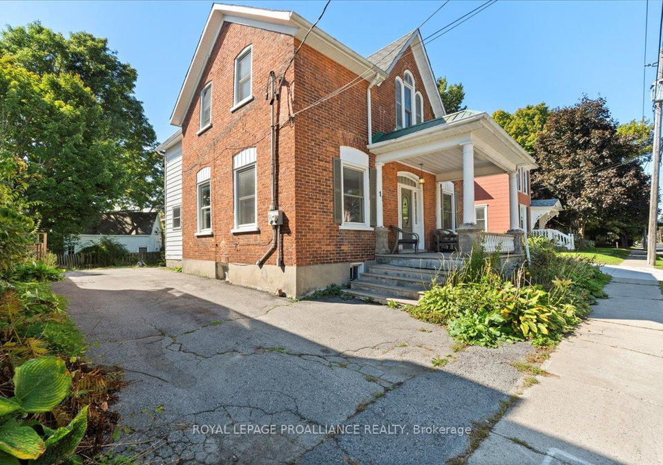15-paul-street-prince-edward-county-ontario-x12053112
