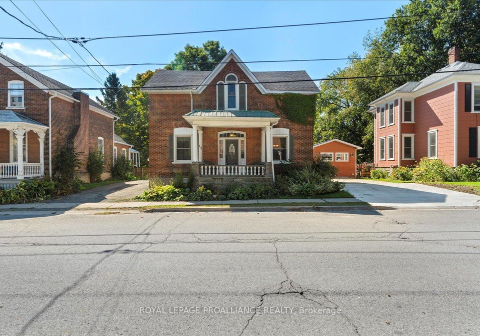 15-paul-street-prince-edward-county-ontario-x12053112