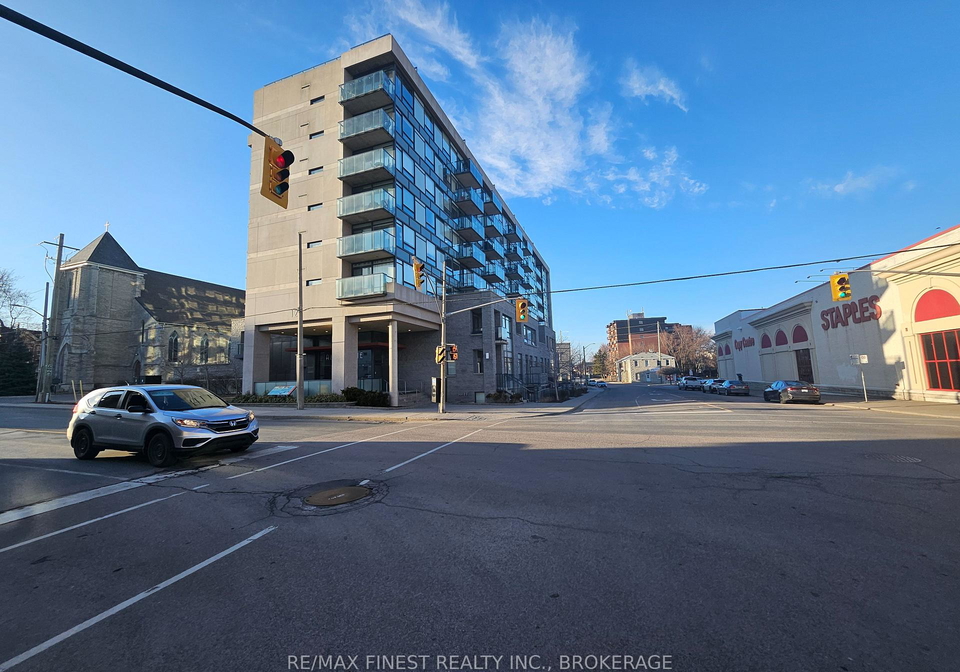 121-queen-street-kingston-ontario-x12053646