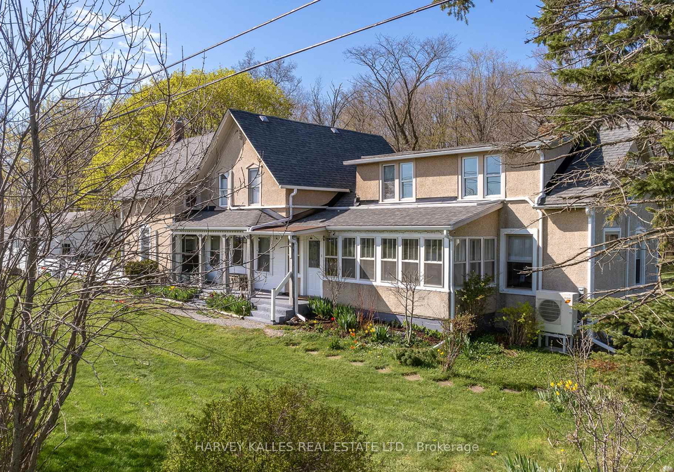 2060-county-road-1-prince-edward-county-ontario-x12055045