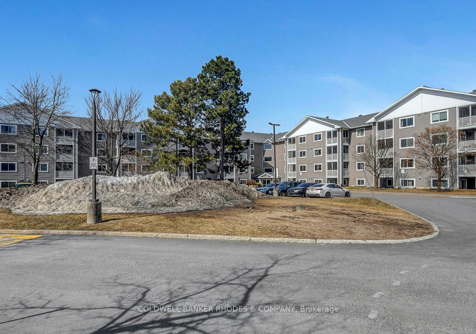 316-lorry-greenberg-drive-ottawa-ontario-x12055187