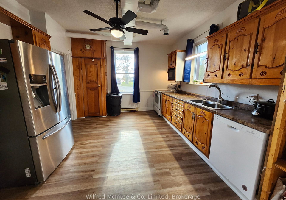 587-gough-street-huron-kinloss-ontario-x12055233