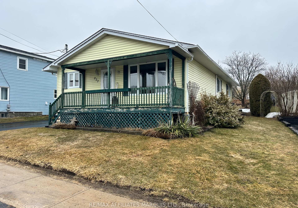 237-bishop-street-s-north-glengarry-ontario-x12055243