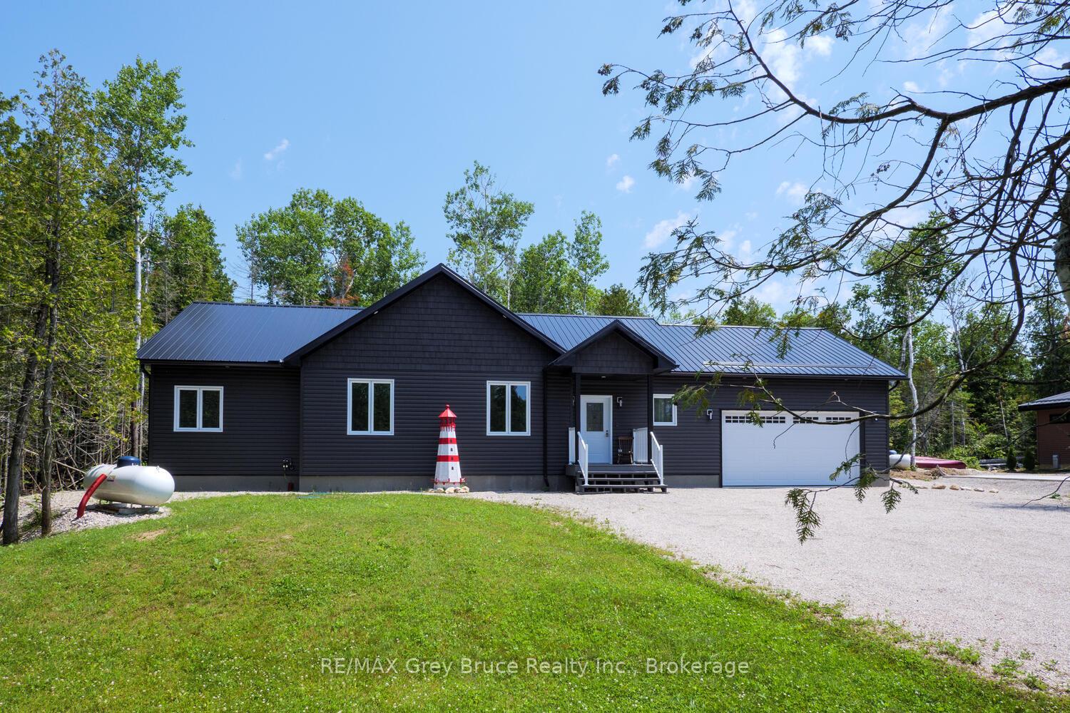 32-devils-glen-road-northern-bruce-peninsula-ontario-x12055267