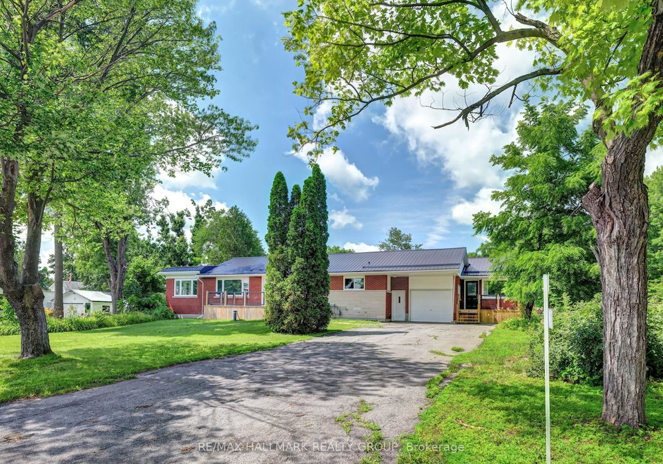 8692-bank-street-ottawa-ontario-x12055349