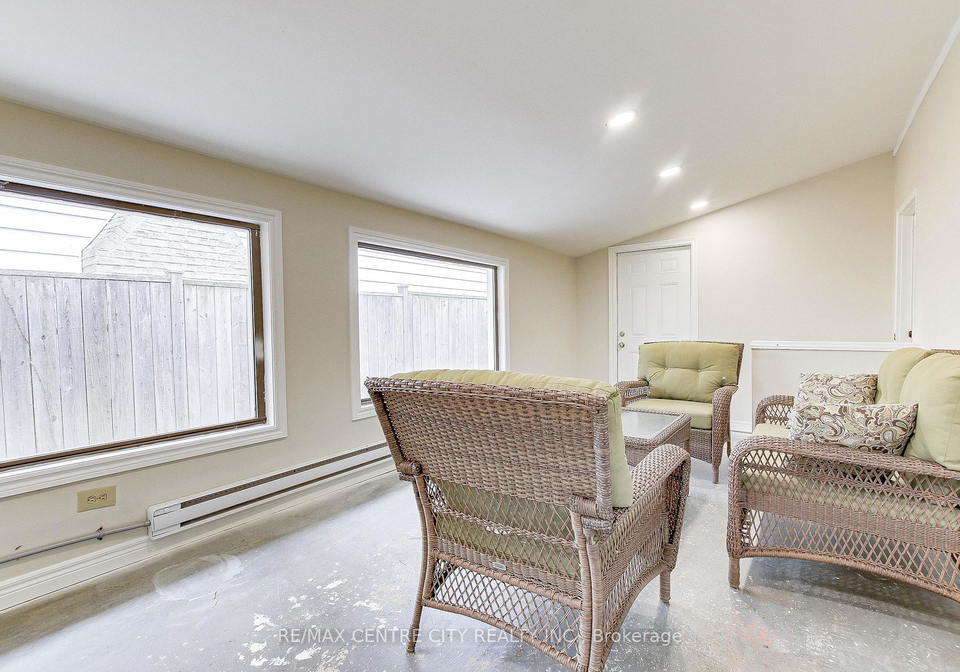 329-smith-street-central-elgin-ontario-x12056355