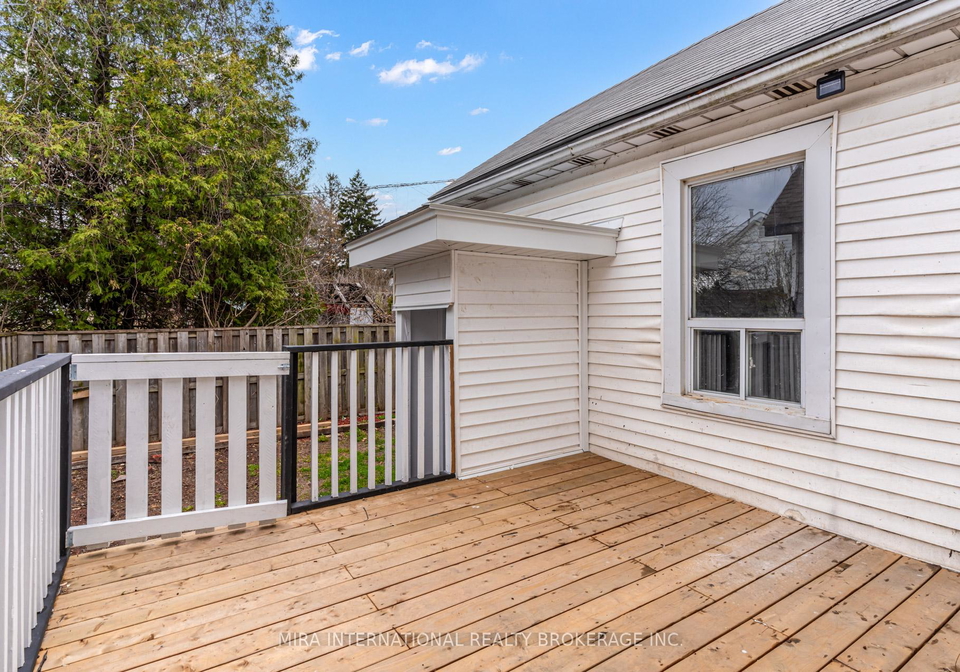 495-ferguson-avenue-n-hamilton-ontario-x12056837