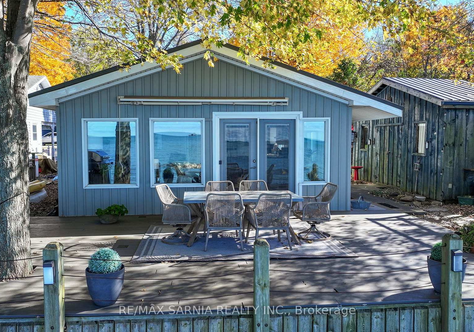 5322-broadview-avenue-lambton-shores-ontario-x12058131