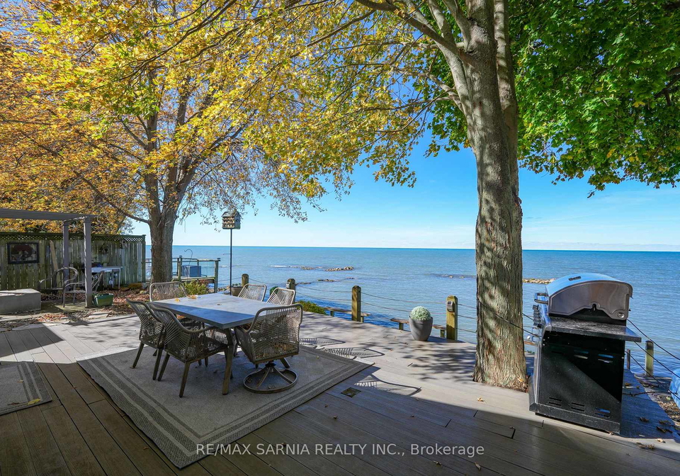 5322-broadview-avenue-lambton-shores-ontario-x12058131