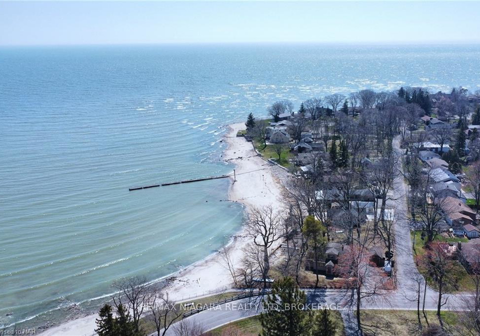 15-oakridge-crescent-port-colborne-ontario-x12058363