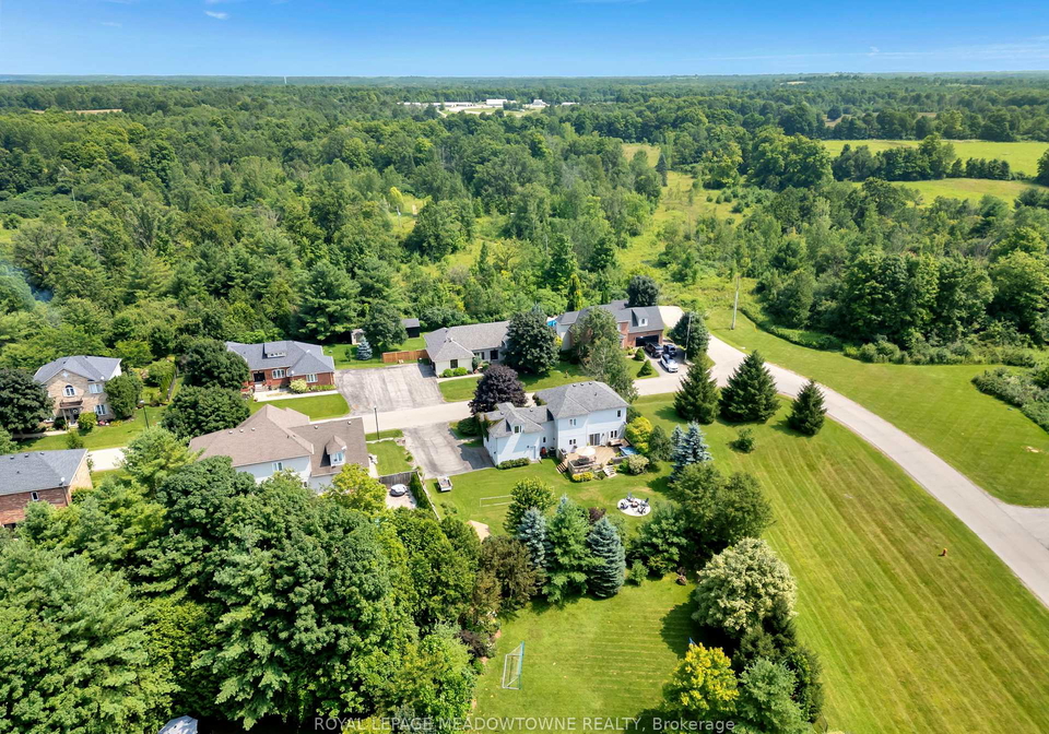 1-woodspring-court-e-hamilton-ontario-x12059098