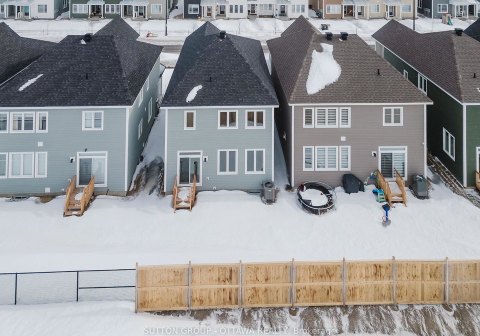 525-oldenburg-avenue-ottawa-ontario-x12059113