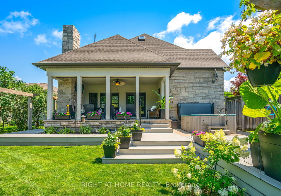 611-simcoe-street-niagara-on-the-lake-ontario-x12059328