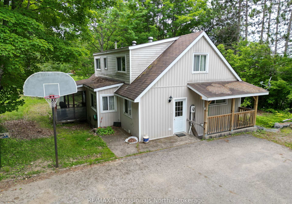 1020-renaissance-street-minden-hills-ontario-x12059448