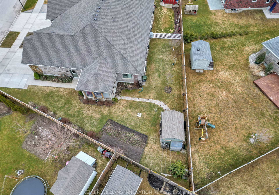 825-reserve-avenue-s-north-perth-ontario-x12059521