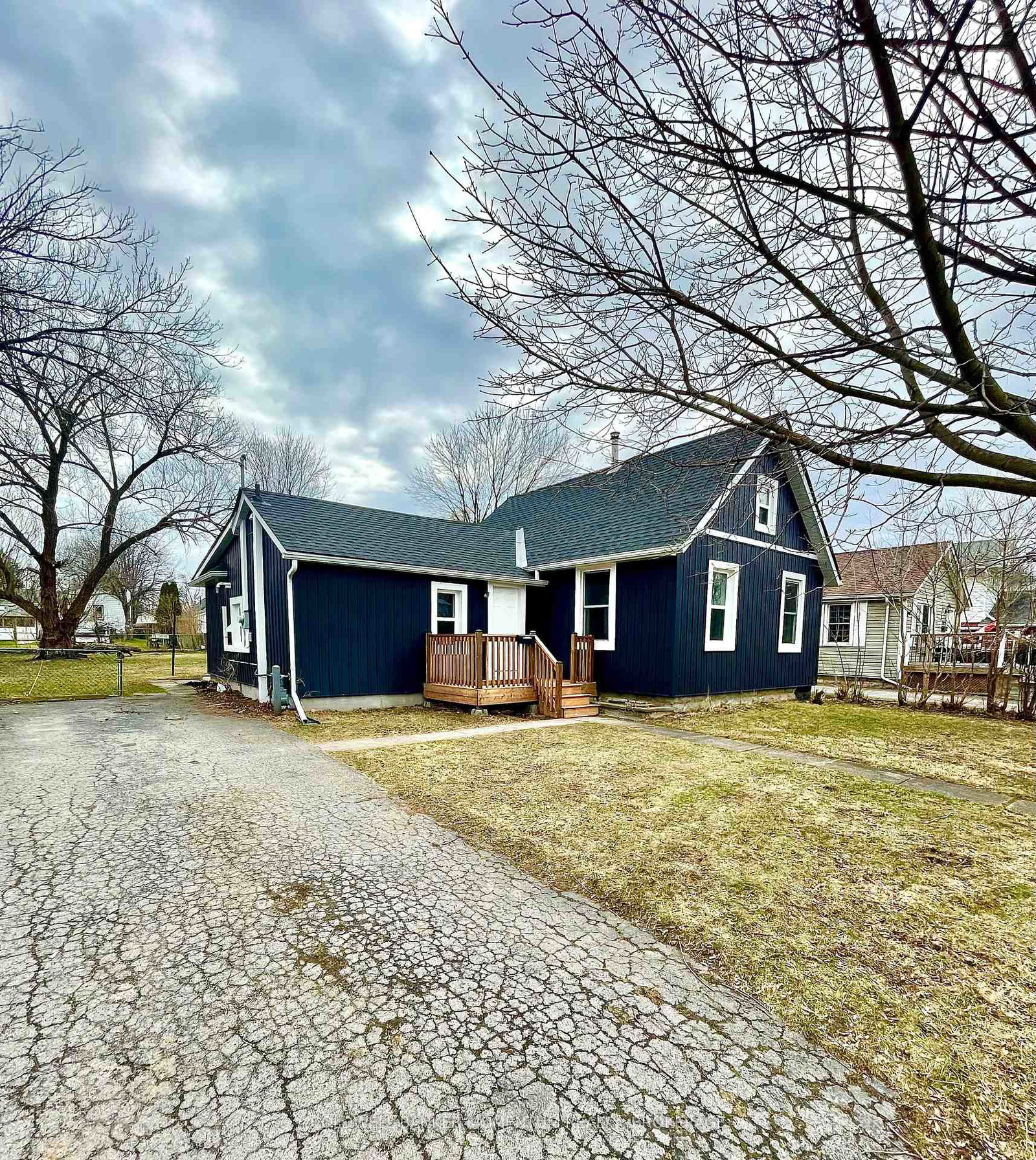 98-lavinia-street-fort-erie-ontario-x12059828