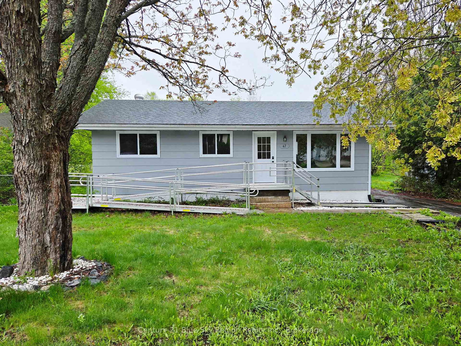47-john-street-sundridge-ontario-x12060044