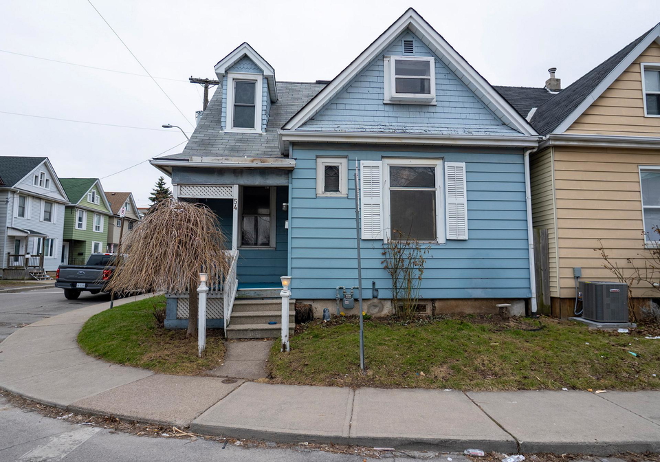 54-harvey-street-hamilton-ontario-x12060693