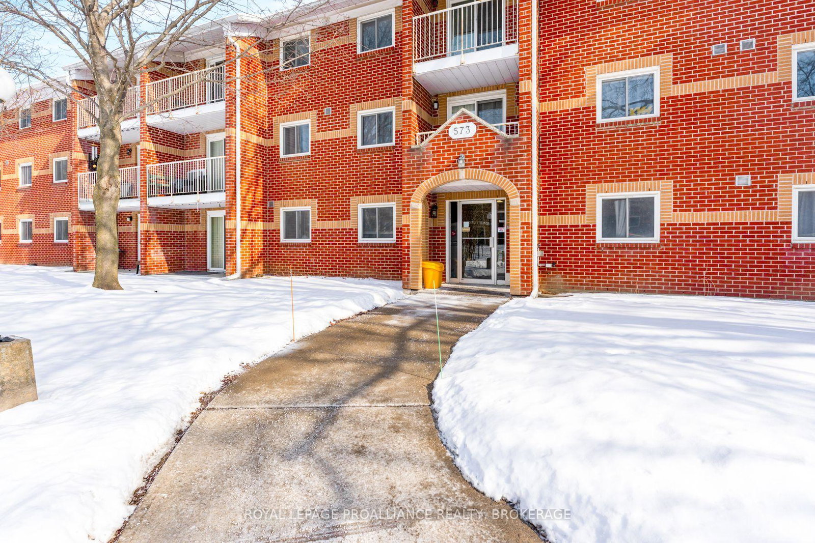 573-armstrong-road-kingston-ontario-x12062591