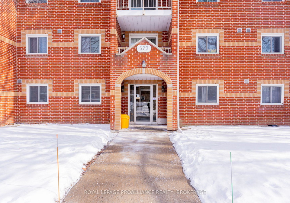 573-armstrong-road-kingston-ontario-x12062591