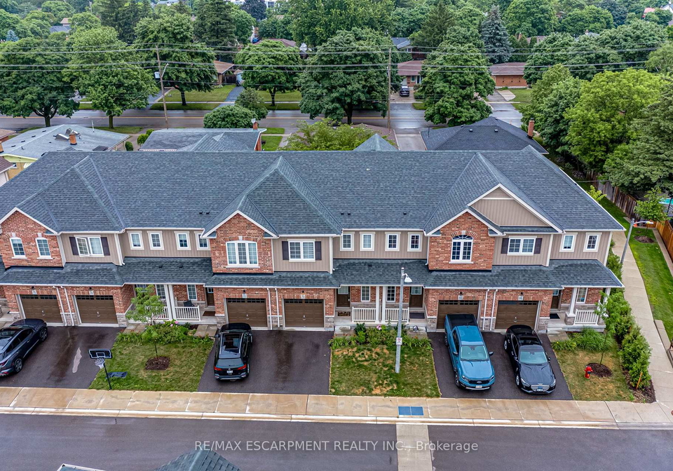 70-dewberry-drive-kitchener-ontario-x12064470