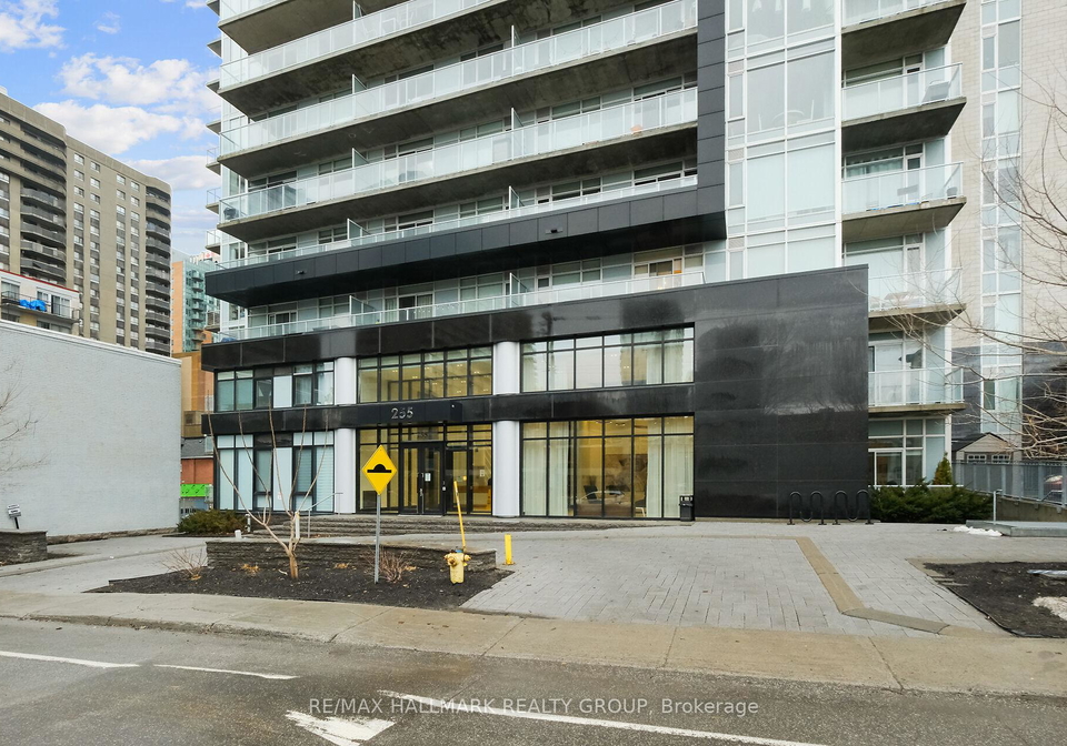 255-bay-street-ottawa-ontario-x12064605