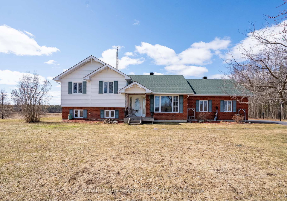 4970-morgan-road-south-stormont-ontario-x12065230