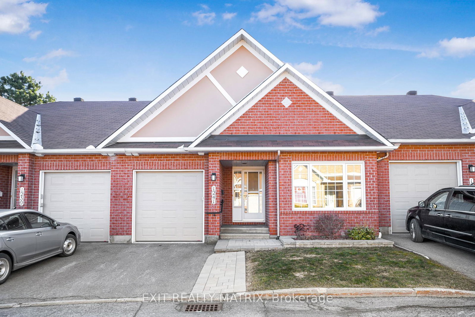 1241-foxborough-private-ottawa-ontario-x12066437