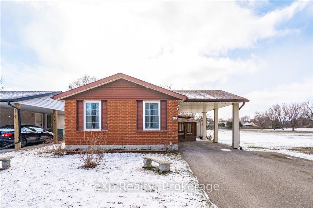 260-strathallan-street-centre-wellington-ontario-x12066612