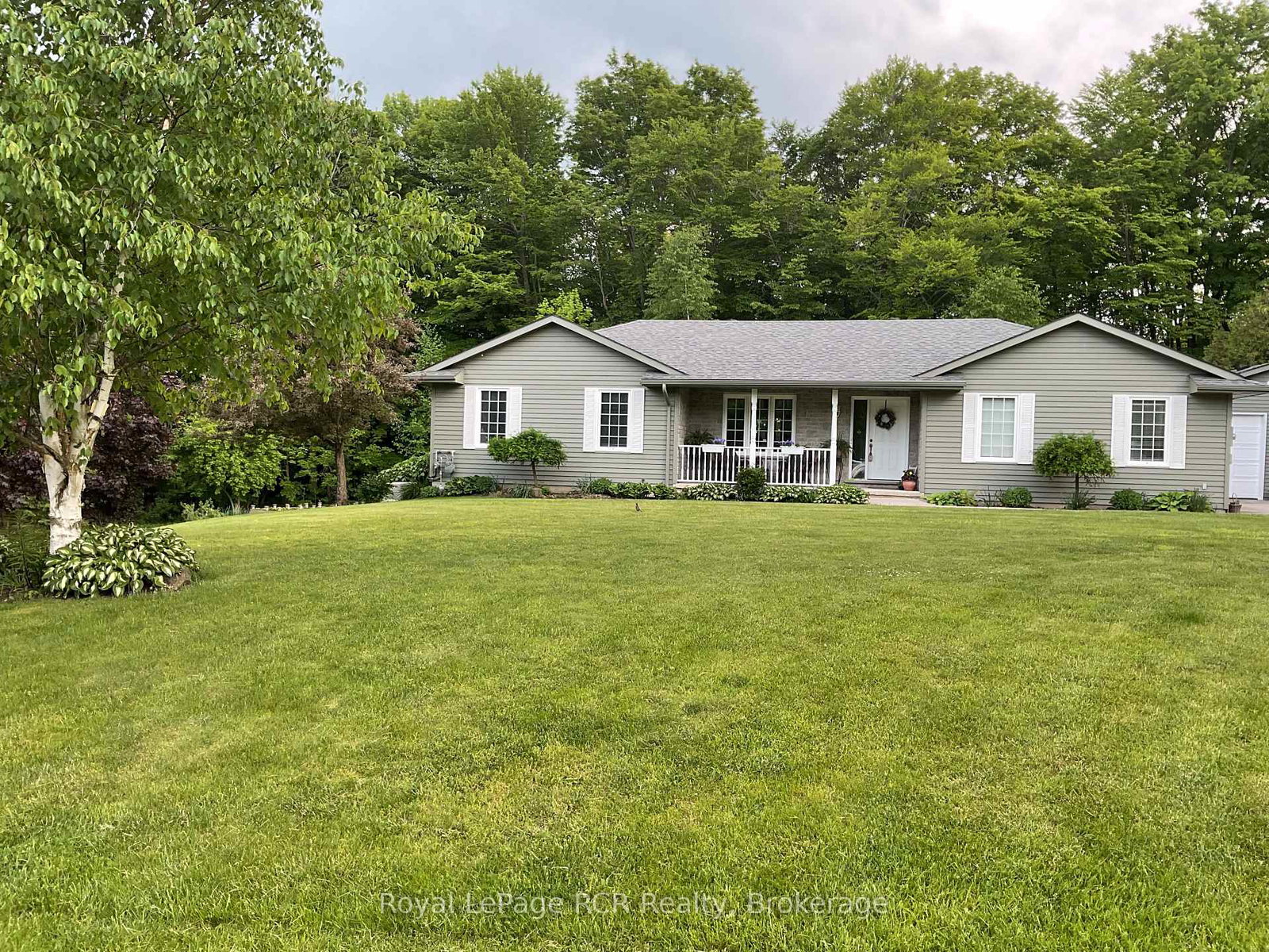 107-maple-ridge-crescent-n-georgian-bluffs-ontario-x12066700