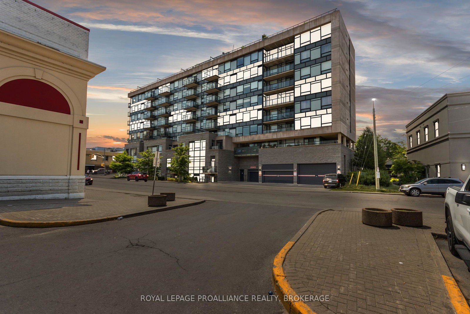 121-queen-street-kingston-ontario-x12066890