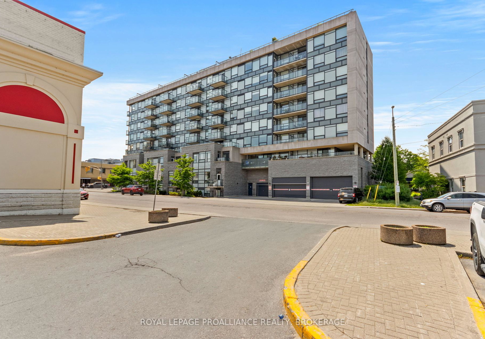 121-queen-street-kingston-ontario-x12066890