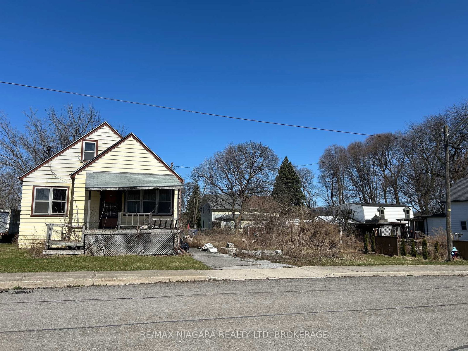 4355-buttrey-street-niagara-falls-ontario-x12066969