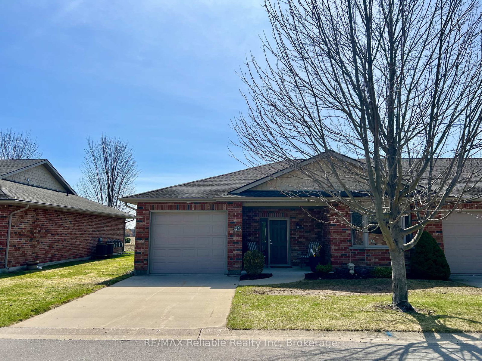 31-bayfield-mews-lane-bluewater-ontario-x12067723