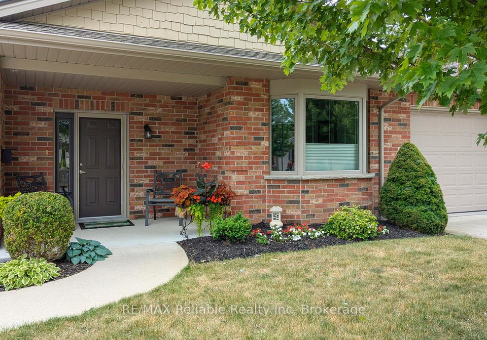 31-bayfield-mews-lane-bluewater-ontario-x12067723