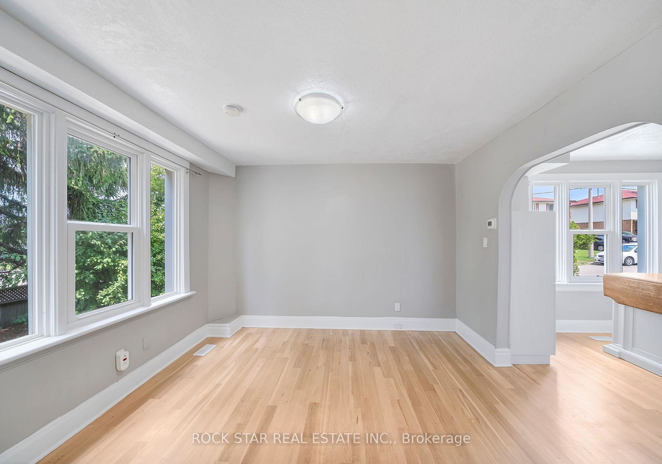 227-fairway-road-n-kitchener-ontario-x12067884