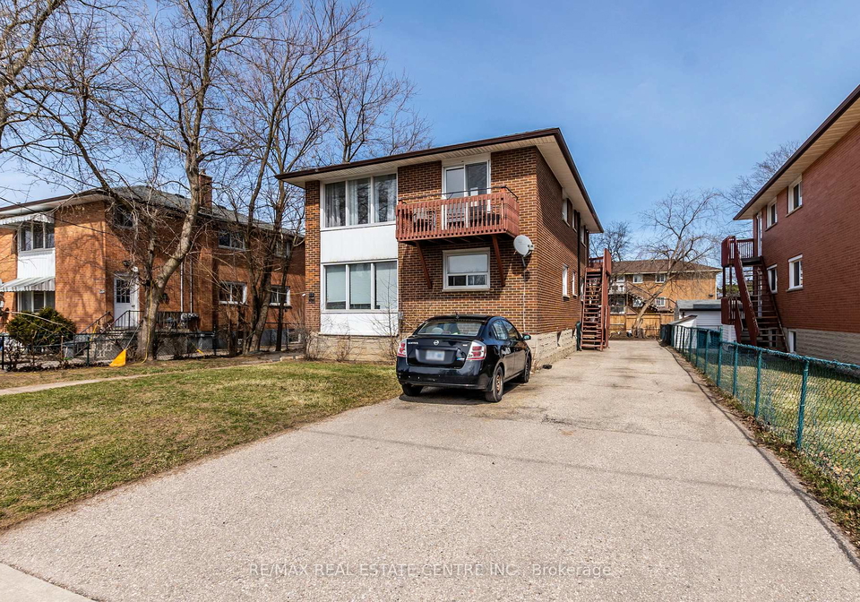 305-lorne-avenue-kitchener-ontario-x12069535