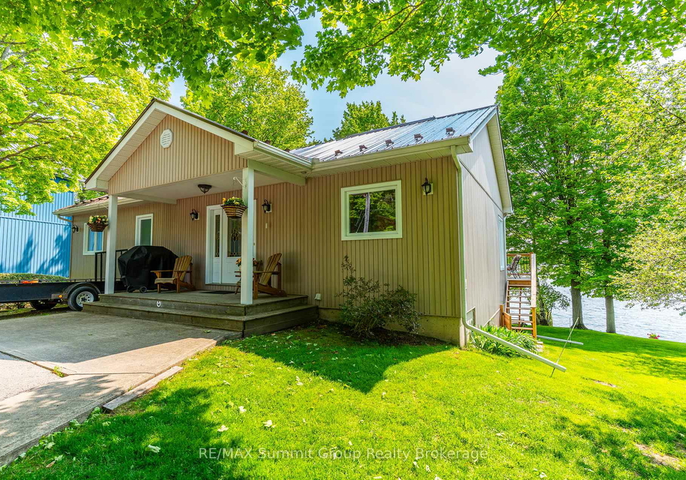142-lakeshore-boulevard-grey-highlands-ontario-x12069981