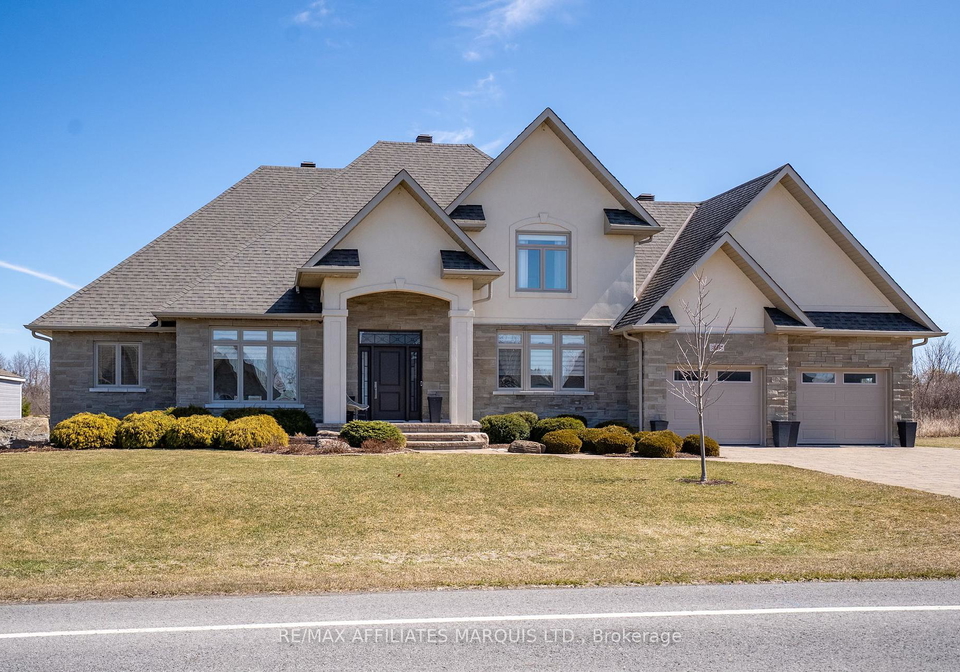 6715-yacht-boulevard-south-glengarry-ontario-x12070555