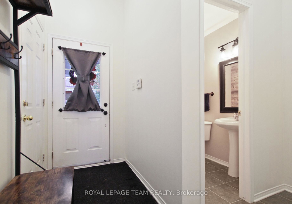 2091-hiboux-street-e-ottawa-ontario-x12071066