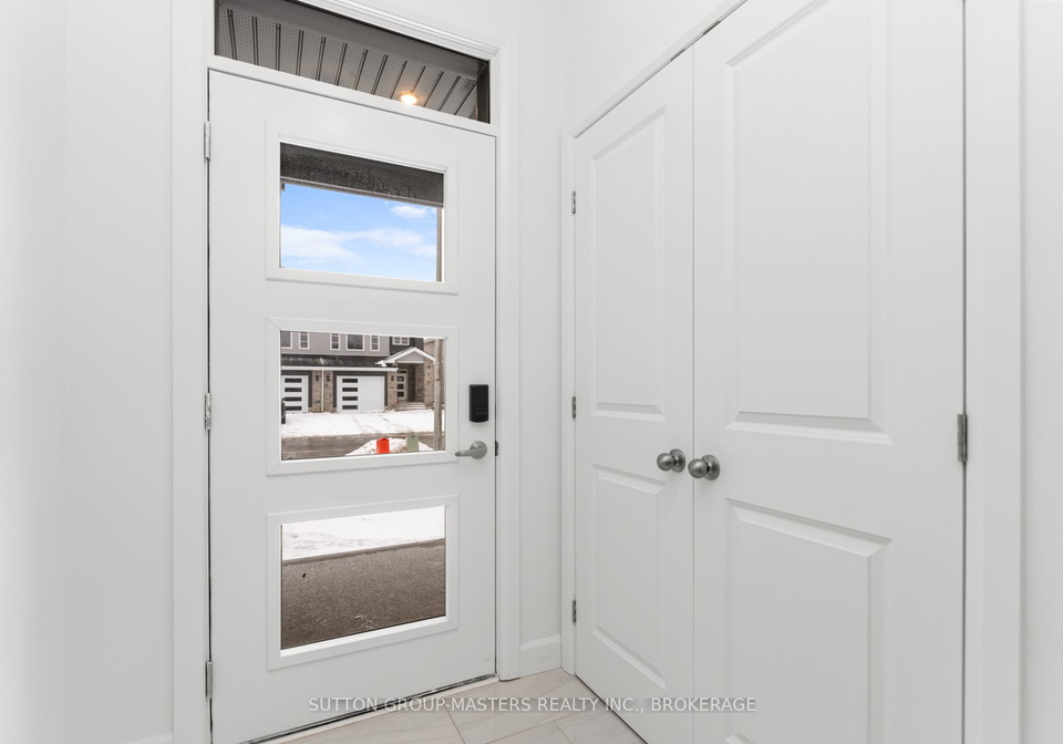 208-superior-drive-loyalist-ontario-x12071114