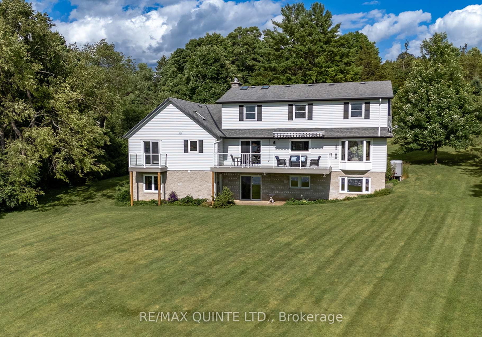 12510-loyalist-parkway-prince-edward-county-ontario-x12071816