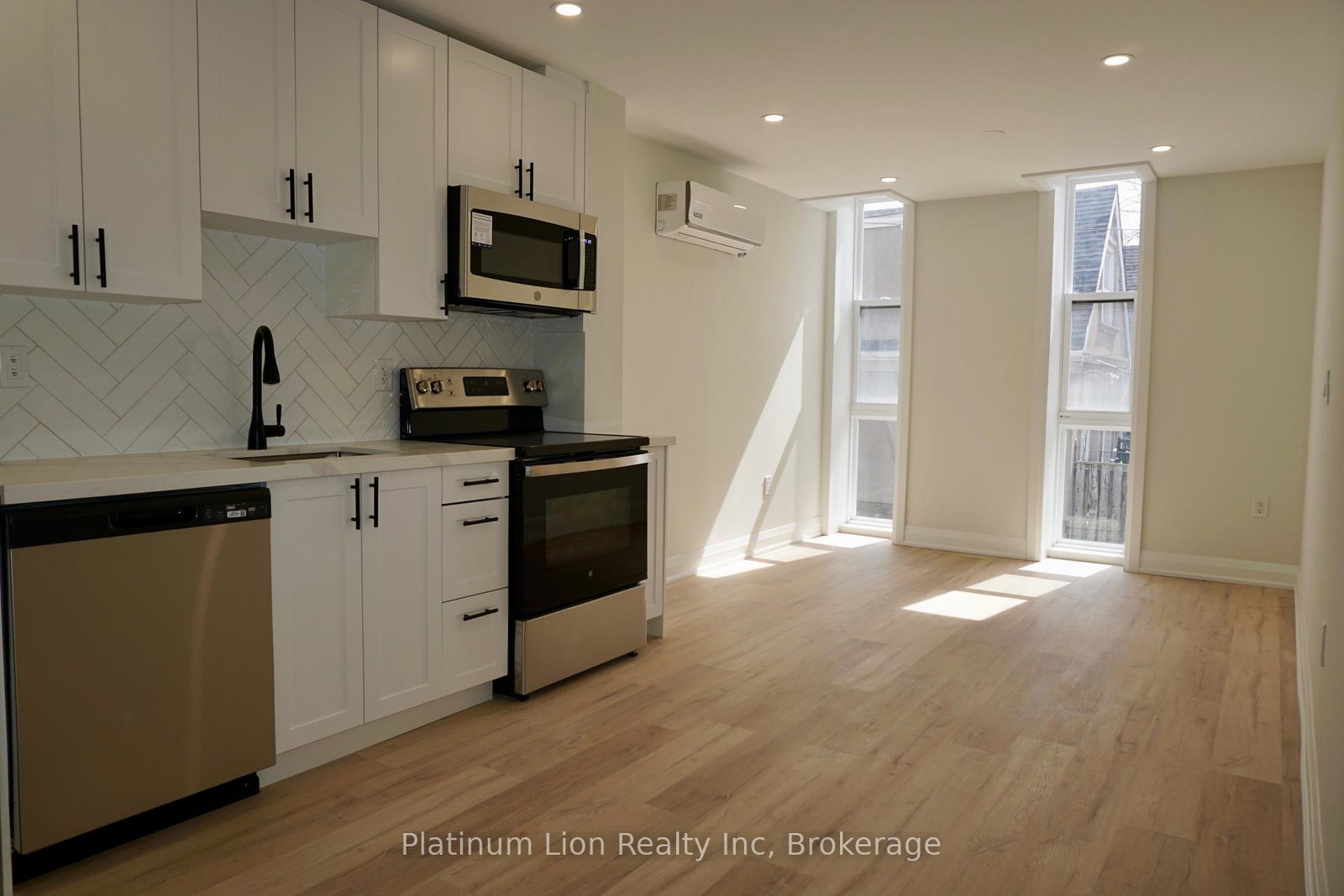 588-barton-street-e-hamilton-ontario-x12072487