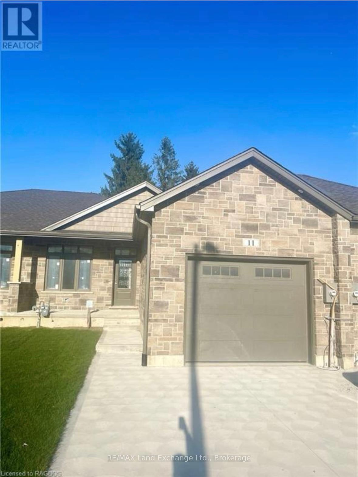 11-nyah-court-kincardine-ontario-x12072658